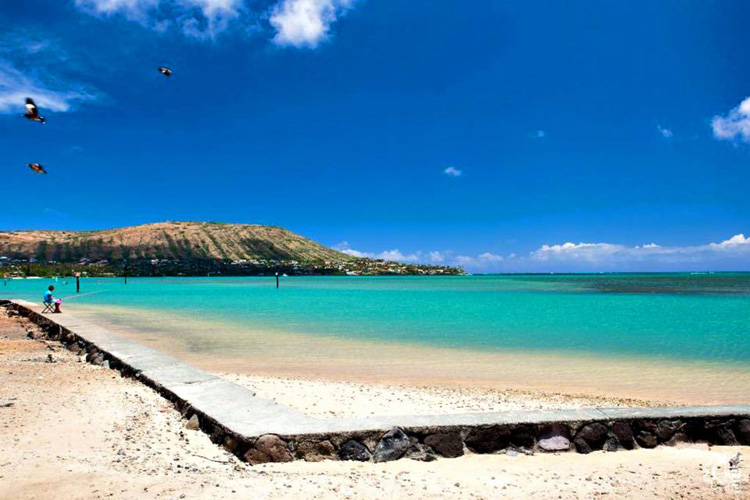 ハワイカイの海の写真